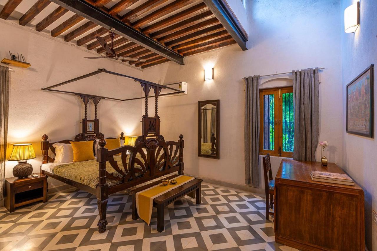 Stayvista'S Peepal Haveli - Rustic Kothi With Terrace, Breathtaking View & Bonfire Narainpur  ภายนอก รูปภาพ