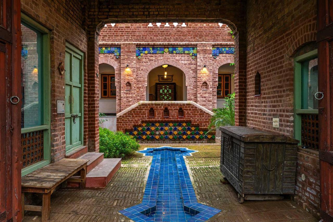 Stayvista'S Peepal Haveli - Rustic Kothi With Terrace, Breathtaking View & Bonfire Narainpur  ภายนอก รูปภาพ